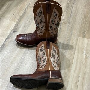 Ariat Men's Brown and Cream Western Boots
